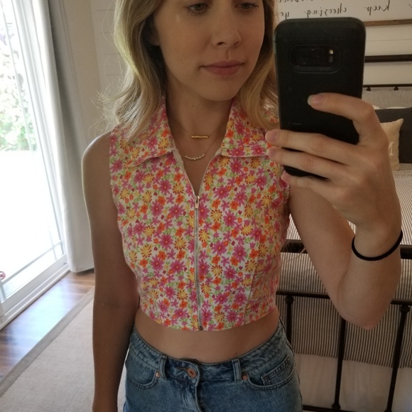Vintage Xhilaration Floral Zipper Crop Top - Picture 2 of 4